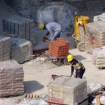 piata constructiilor din romania atinge un record istoric de angajati ritmul poate fi insa incetinit dupa o expansiune acccelerata 68b69acd6ebe3