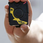 politistii locali ar putea purta bodycam pe uniforma conditiile in care ar fi folosite proiect 68c18b2d57279