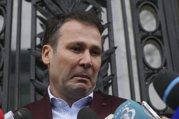 primaria sectorului 3 cumpara tablete de 2 mii de euro bucata pentru politia locala negoita ne am digitalizat n am idee cat costa 68dbb29793ef6