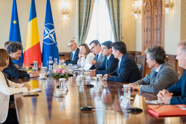romania cauta sa se inarmeze nicusor dan s a intalnit cu reprezentantii airbus si ambasadorii frantei germaniei si spaniei 68d42e799d874