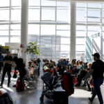 romanii ar putea plati mai putin pentru apa in aeroport proiect cel mult 3 lei pentru o sticla de 500 ml 68d3c0eaa9435