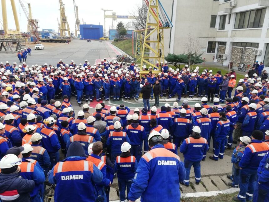 sindicalistii de la damen shipyards mangalia sa protest de amploare la ministerul economiei santierul aflat aproape de colaps spun oamenii 68caab242f34c