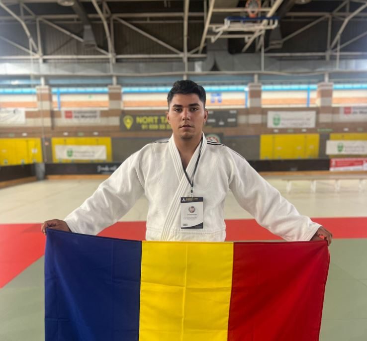 stefan enache jandarm din tulcea aur si argint la competitia internationala eurogames 112 judo 68d4ff46775f3