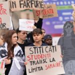 studentii ies in strada in toata tara educatia a fost prima vizata de taierile bugetare 68cad1d154a25