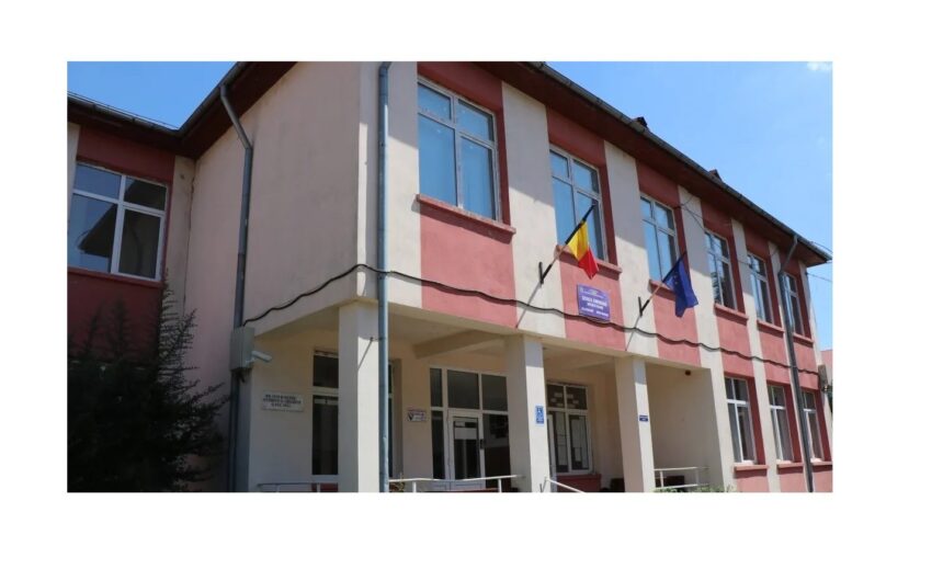 Reabilitarea și modernizarea terenului de sport multifuncțional de la Școala Mircea Eliade din Cernavodă 1 terenul de sport multifunctional de la scoala mircea eliade din cernavoda va fi reabilitat si modernizat 68b707e96e706