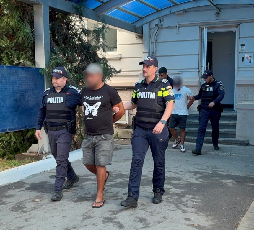 video bataie generala la lumina in prezenta unui minor doi suspecti incatusati de politistii din constanta 68c436ccaf5f8