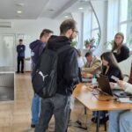 video constanta aproape 50 de cetateni din republica moldova au votat deja la alegerile parlamentare la sectia deschisa la univesitatea ovidius 68d8e554d0478
