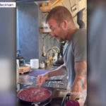 video david beckham s a filmat in timp ce face gem de prune sunt din gradina noastra 68d1b130d51a4