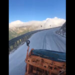 video drumarii au inchis transalpina din cauza ninsorii zonele in care intervin utilaje de deszapezire 68db951d34b38