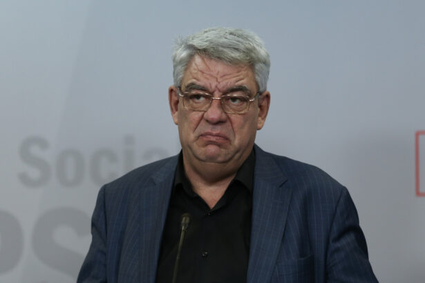 video mihai tudose intrebat daca premierul ar trebui sa ramana in functie nu am ajuns la starea civila cu bolojan de mana 68d27ead06e8c