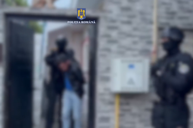 video perchezitie in constanta la domiciliul unui barbat care fura din masini 68c3fe9093616