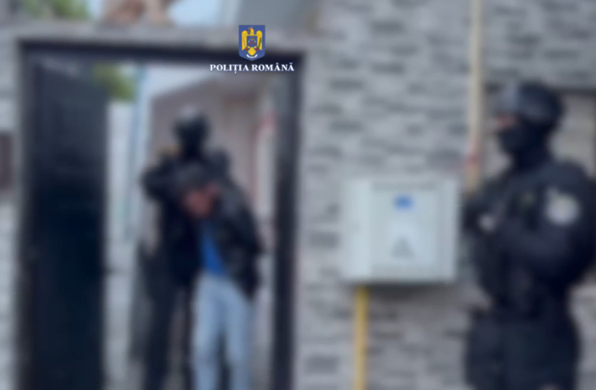 video perchezitie in constanta la domiciliul unui barbat care fura din masini 68c3fe9093616