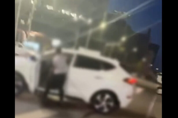 video scandal in trafic in bucuresti un sofer a luat la bataie un alt barbat si pe un tanar care a incercat sa l opreasca 68c036fb5a629