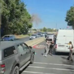 video scandal in trafic la intrarea in constanta soferi filmati in timp ce se bat in mijlocul drumului 68bd96b7e90c8