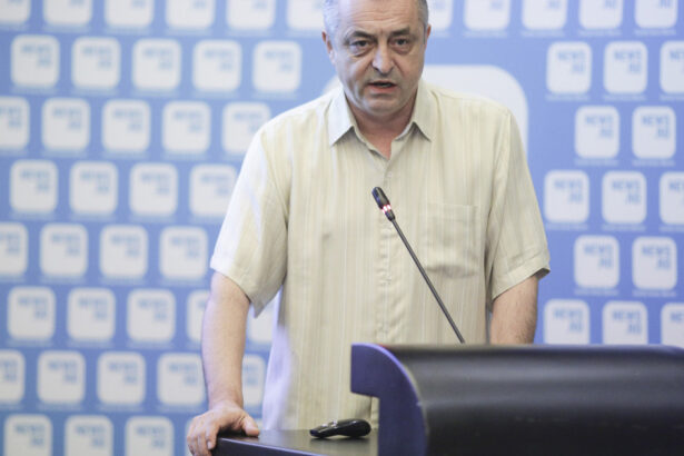 video stefan dumitrascu fost arhitect sef al capitalei pus sub acuzare intr un dosar plecat de la un denunt al lui nicusor dan 68d660c9d56bf