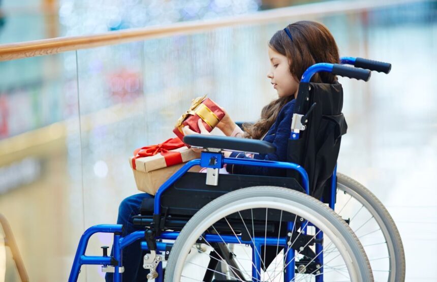 7 900 euro pentru fiecare copil cu dizabilitati ministrul muncii anunta cum vor primi acestia banii 68dd00e42b1d9