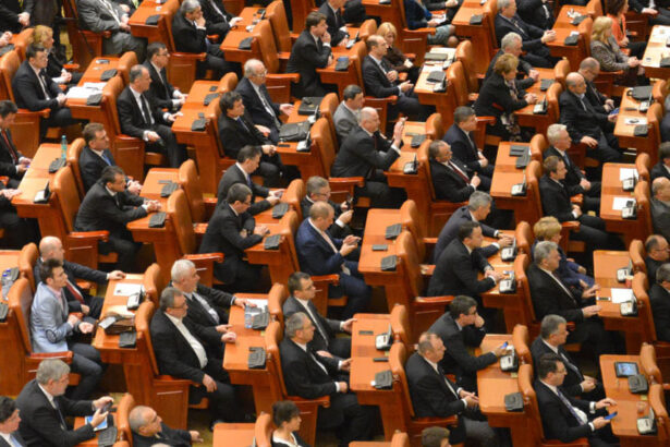 a fost adoptata legea pensiilor private ce romani isi vor putea retrage toti banii integral 68efc65cbdba0