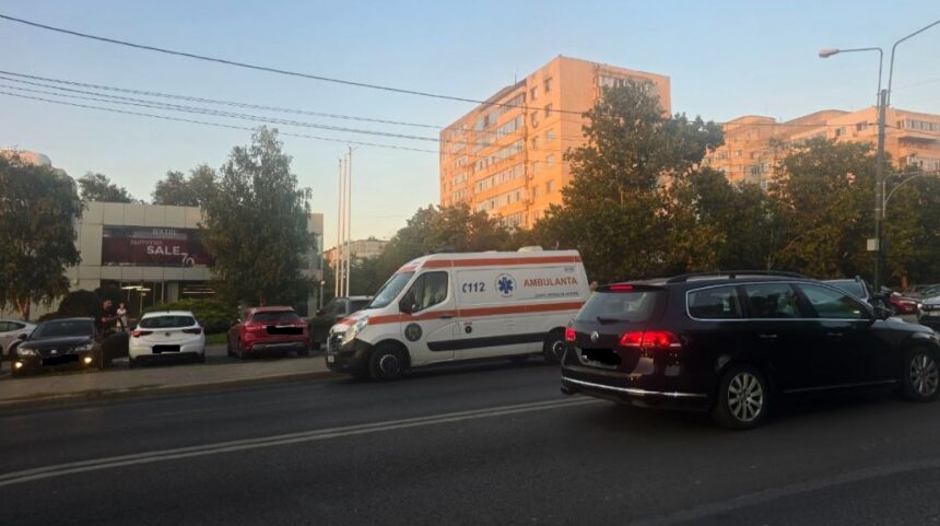 accident la ovidiu intre un scuter si un autoturism a fost chemata ambulanta 68f0a7652d49a