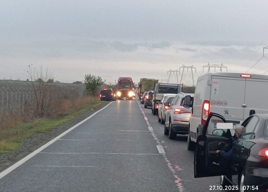 Accident rutier între două automobile între Tariverde și Mihai Viteazu: o victimă încarcerată 1 accident rutier intre doua automobile intre tariverde si mihai viteazu o victima a ramas incarcerata 6900e66ce8307