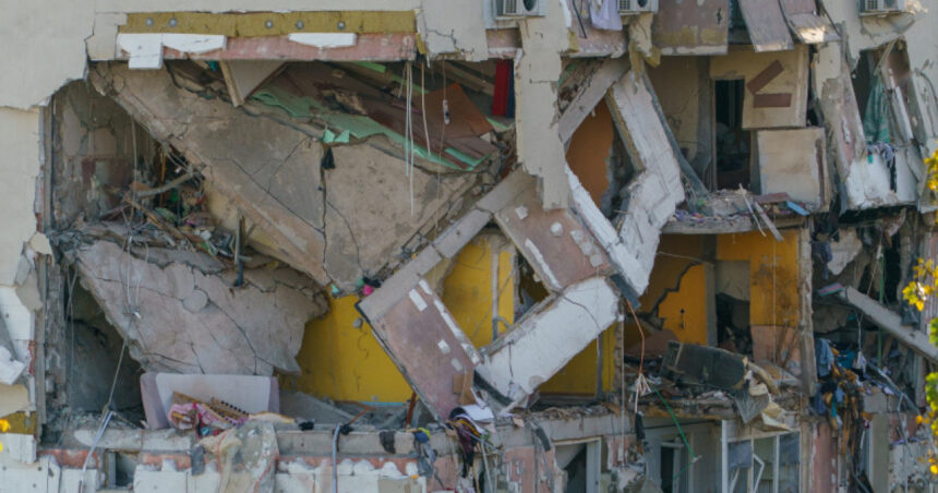 Ajutoare pentru locatarii afectați de explozia din Rahova: 51 de familii au primit câte 1.500 de lei de la Primăria București 1 ajutoare pentru locatarii afectati de explozia din rahova 51 de familii au primit cate 1 500 de lei de la primaria capitalei 6900cfa85cc9d