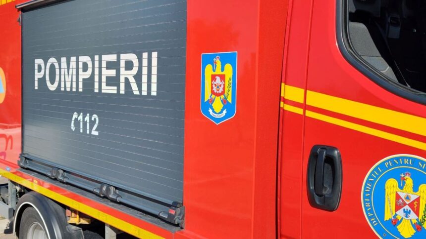 alerta la pompieri o bucata de balcon risca sa cada pe strada mihai viteazul din constanta 68e0f94b47d95
