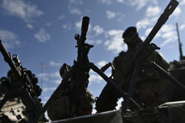 apararea flancului estic va ramane robusta da asigurari franta dupa ce sua au anuntat retragerea a sute de militari din romania 6902839c6661b