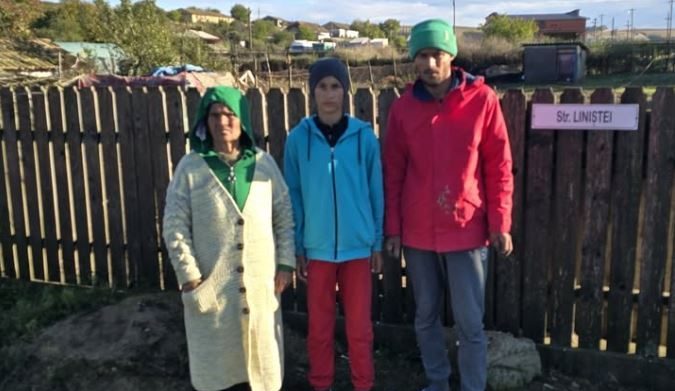 apel la bunatate pentru familia din baneasa batrana anife si nepotii sai au nevoie de sprijin pentru a infrunta iarna 68f67dda30797