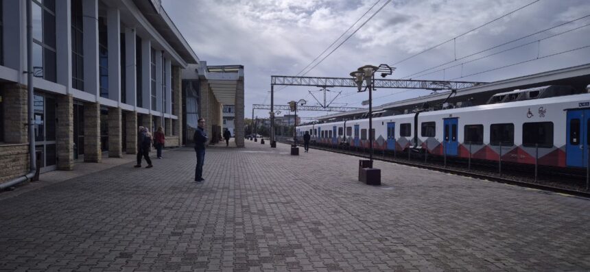 atentie calatori un tren spre constanta suspendat din aceasta noapte alaturi de alte zeci de curse regio din tara verifica aici ce trenuri nu mai merg 68f648c4c7727