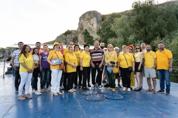 aura bozdoaca ocupa de azi postul de consilier parlamentar al deputatului aur constanta mohammad murad 68dce82669c63
