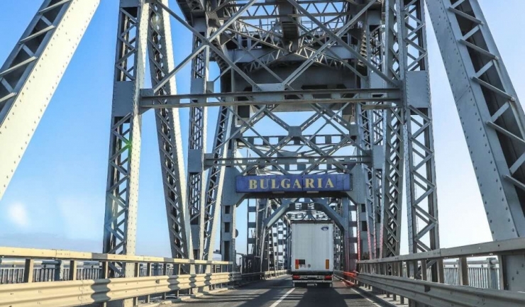 Autoritățile bulgare închid Podul Prieteniei Giurgiu-Ruse în intervalul 04-05 noiembrie 1 autoritatile bulgare inchid podul prieteniei giurgiu ruse in perioada 04 05 noiembrie 69037ac1e71cf