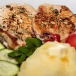 carnea nu trebuie sa se afle in centrul alimentatiei umane avertizeaza specialistii dieta care ar putea preveni milioane de decese 68e139b92bcad