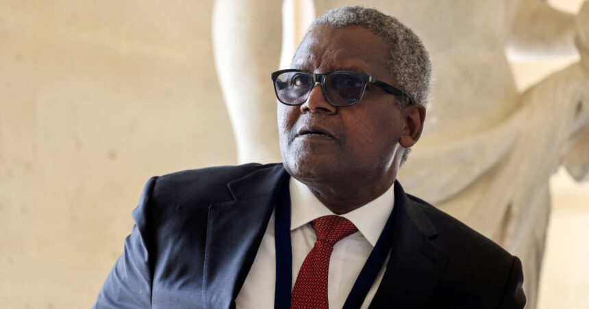 Cel mai bogat om din Africa intenționează să devină proprietar al celei mai mari rafinării din lume. 1 cel mai bogat om din africa vrea sa detina cea mai mare rafinarie din lume 68fe56d986e26