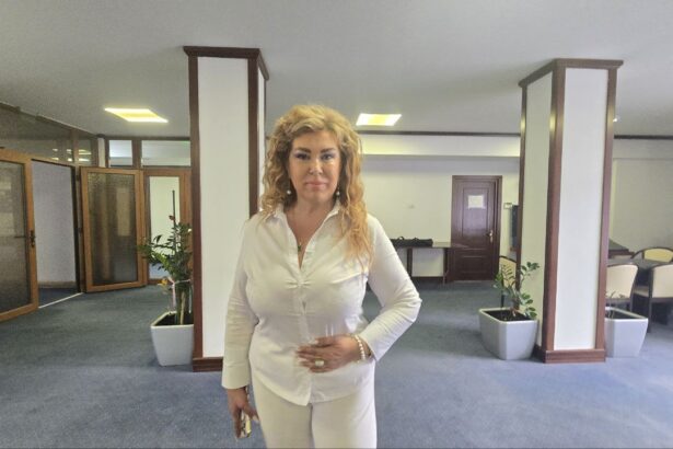 corina martin plaja a devenit subiectul cel mai fierbinte cu care ne luptam in fiecare an patronatele operatorilor de plaja conferinta la expirarea contractelor 68ef800dd2866