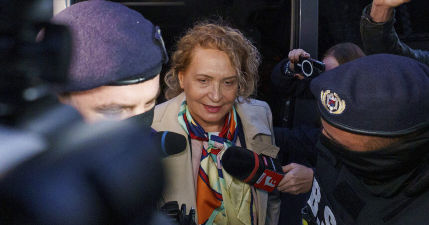coruptie la spitalul militar central alti 18 angajati sunt urmariti penal de dna pe langa sefa florentina ionita acuzatiile oficiale 68f208d98508b