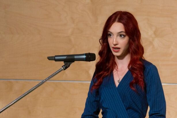 daria ioana ostachi de la colegiul national de arte regina maria din constanta discurs oficial la gala elevului reprezentant 68f4e5b15822e