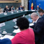 exclusiv basescu despre pachetul fiscal exclud tva de 24 si nu aprob reducerile de personal trebuie sa se vada ca politicienii se sacrifica 68e340157d755