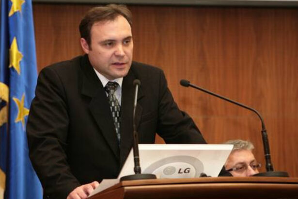 exclusiv dumitru chisalita a plecat din ca al romgaz avem resurse dar nu stim sa le folosim 69020c2a46991