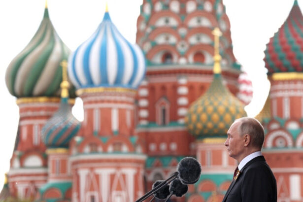 exclusiv ministrul apararii reactioneaza la acuzatiile lui vladimir putin la adresa romaniei e ultimul om care sa dea lectii o butaforie 68dee4110bbd1