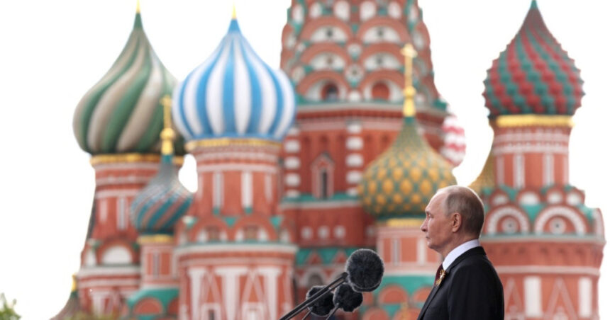 exclusiv ministrul apararii reactioneaza la acuzatiile lui vladimir putin la adresa romaniei e ultimul om care sa dea lectii o butaforie 68dee4110bbd1