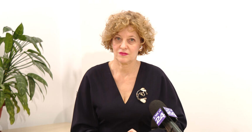 „Nu sunt absolut deloc anti-americană”. Vicepremierul Oana Gheorghiu discută despre relația cu SUA și planurile de reformă 1 exclusiv nu sunt absolut deloc anti americana vicepremierul oana gheorghiu despre relatia cu sua si planurile de reforma 6903a64782f32