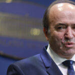 exclusiv tudorel toader spune ca reforma pensiilor magistratilor poate trece de ccr modificarile nu schimba fundamental datele problemei 69009aec94b92