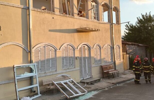 explozie a unei butelii intr o locuinta din carcaliu judetul tulcea 68f15009409a6
