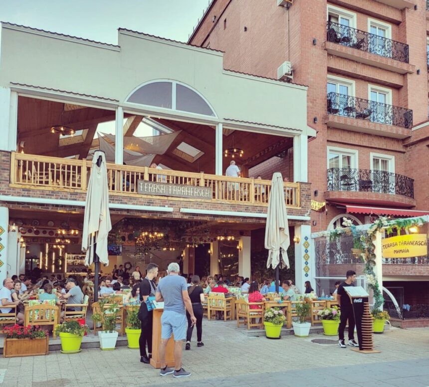 Familia Nacee, de la Terasa Țărănească, aproape de a obține titlul de proprietate pentru un teren de 900 mp din Mamaia! Află cine se opune. 1 familia nacee de la terasa taraneasca la un pas sa primeasca titlul de proprietate pe un teren de 900 mp din mamaia vezi aici cine se opune 6900411d4d45f