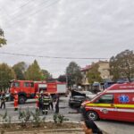 foto accident infiorator la harsova o motocicleta a ajuns pe trotuar au intervenit salvatorii de la smurd 68f351700a94c