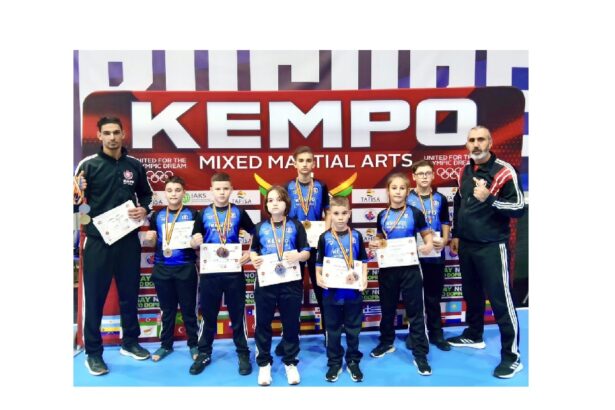 foto cs medgidia straluceste la nationalele de grappling 14 medalii au fost castigate de sportivi 68ffcd21473b1