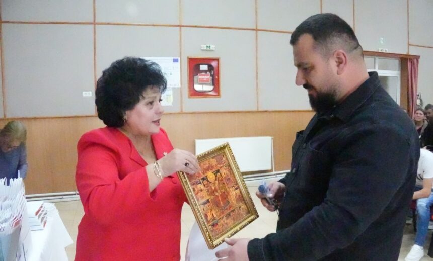 Două noi blocuri ANL au fost finalizate la Cumpăna: 64 de familii tinere au obținut locuințe 1 foto doua noi blocuri anl au fost finalizate la cumpana 64 de familii tinere au primit locuinte 6903825130363