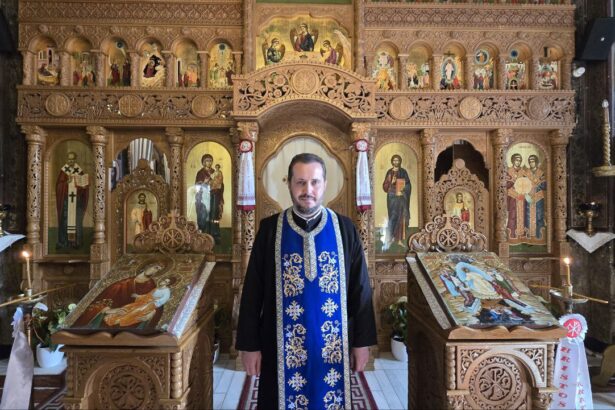 foto hrana pentru suflet vasile bobaru preotul paroh al bisericii din topraisar despre credinta daruire si comunitate casa domnului nu inseamna doar ziduri ci inimile celor care o formeaza 68fafea13bf85