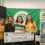 foto liceul tehnologic lazar edeleanu din navodari distins cu steagul verde la seminarul national ccdg 68ee6dd5d13ee