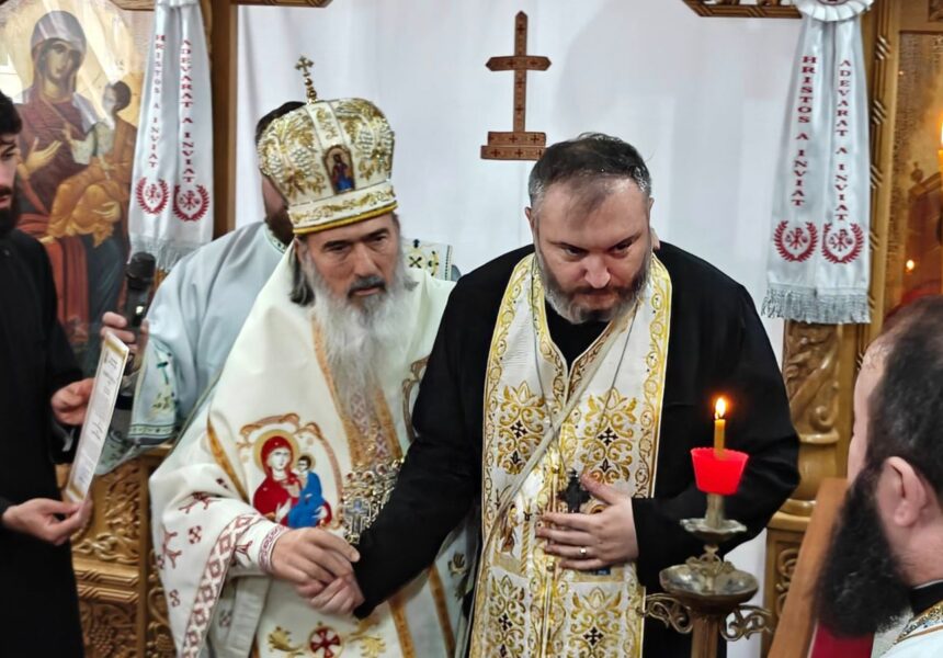 foto profesorul marian bostan de la seminarul teologic sfantul cuvios dionisie exiguul din constanta hirotesit iconom stavrofor 68f110e356023