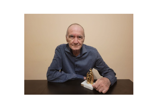 foto restauratorul dan mihai ionescu de la muzeul de istorie nationala si arheologie constanta recompensat cu trofeul maini de aur 2025 68ff6aa91eb4f